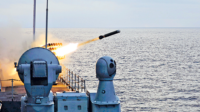 海军某支队组织实战化训练